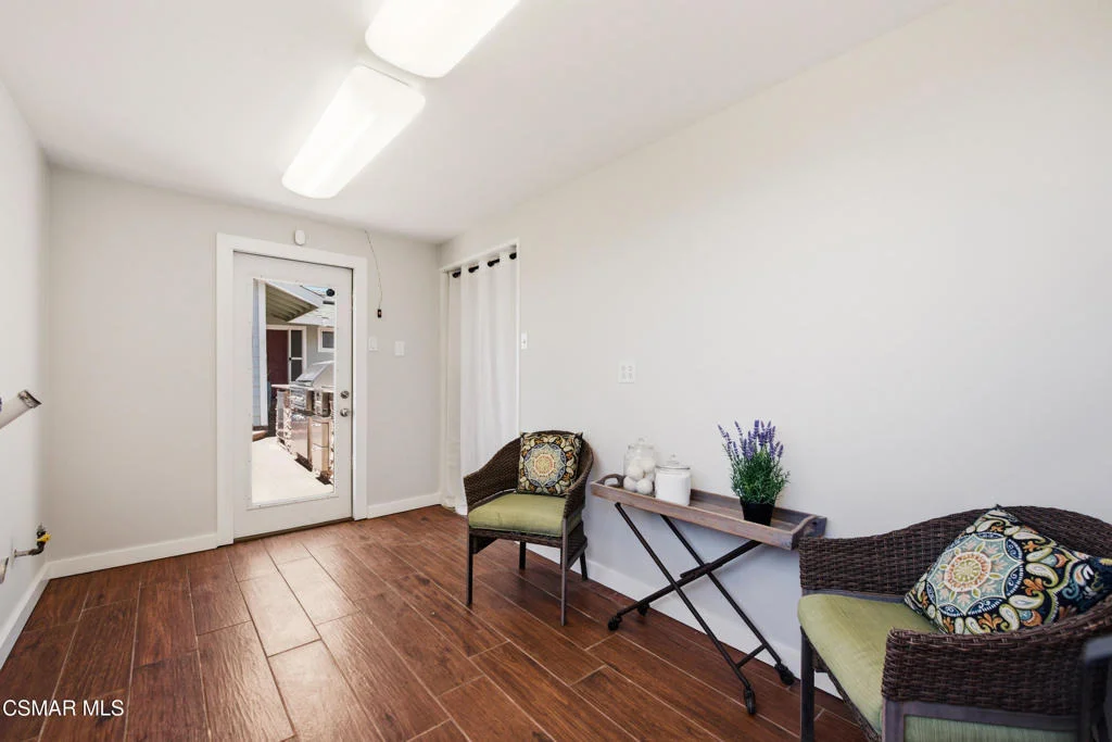 Photo of 315 N Loop Drive