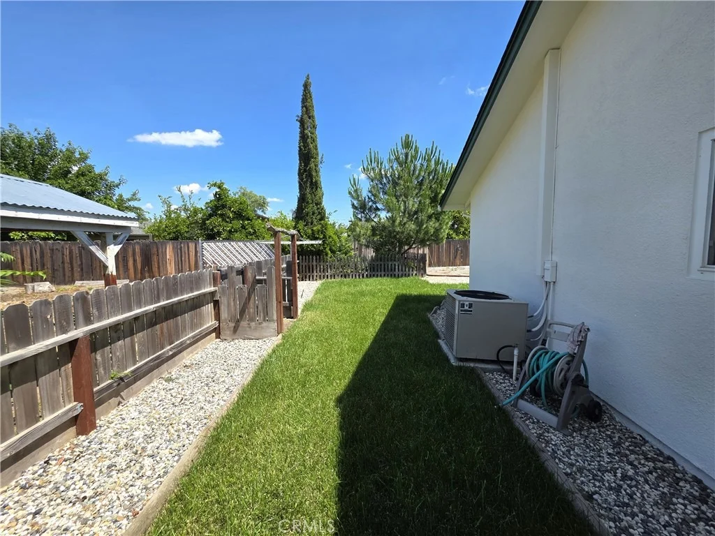 Photo of 6265 Huggins Dr