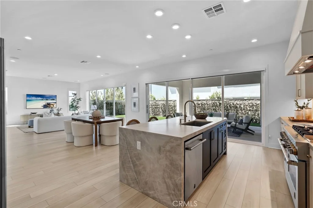 Photo of 121 Sweet Juniper
