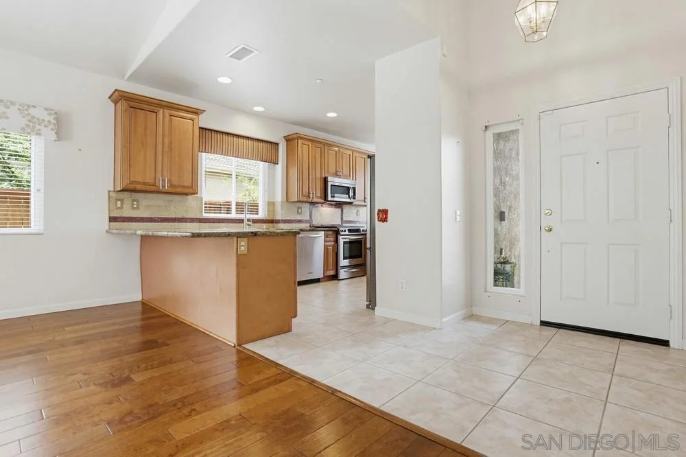 Photo of 713 Bel Air W