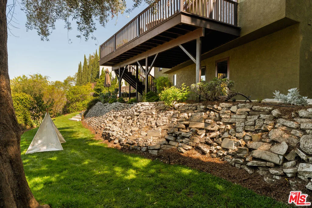 Photo of 2415 Hines Drive