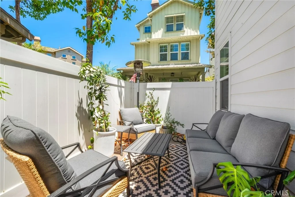Photo of 24 Thorp Spring