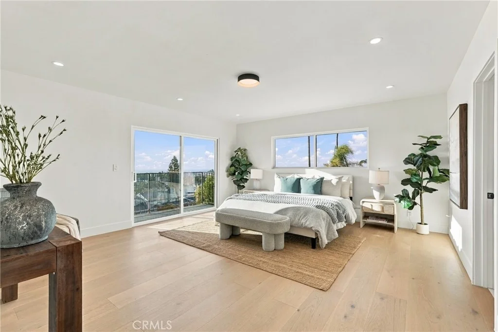 Photo of 205 Via Los Altos
