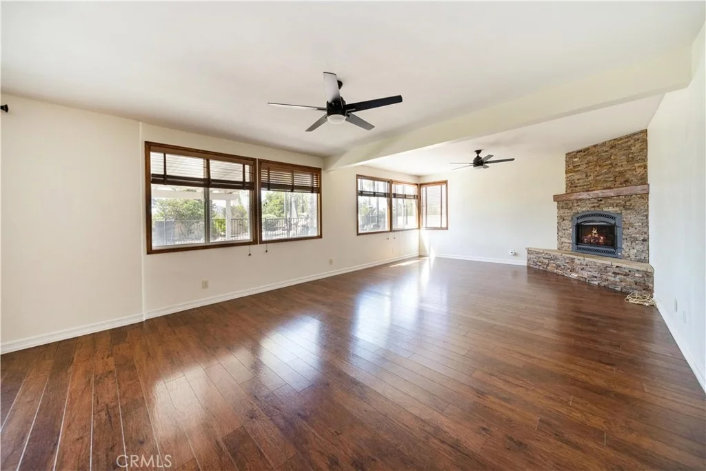 Photo of 30499 Covecrest