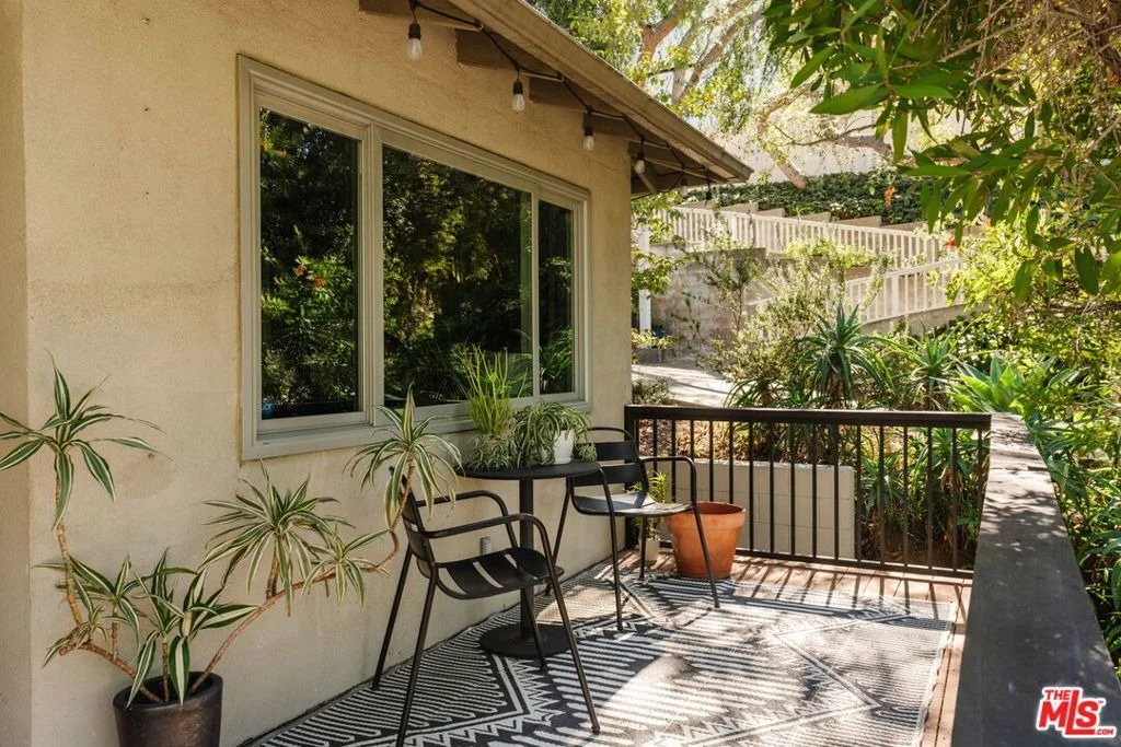 Photo of 3126 Oakcrest Drive