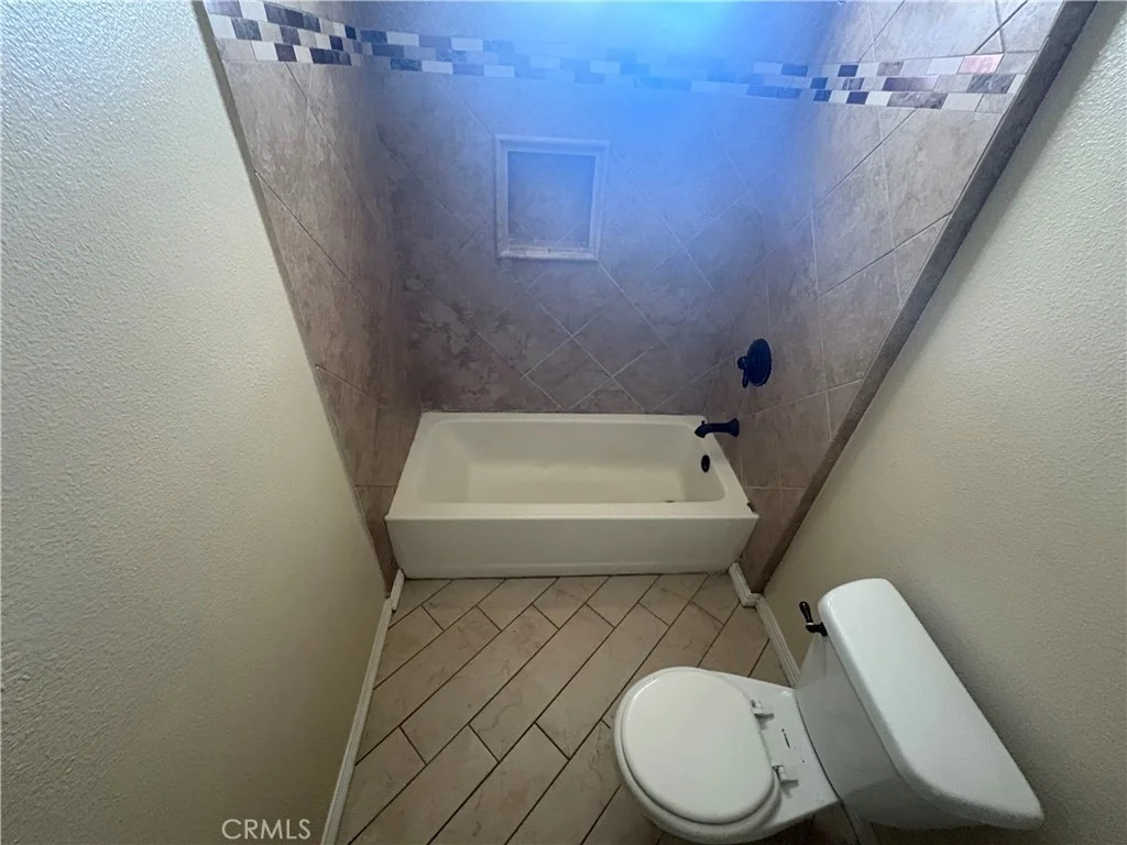 Photo of 3395 Franklin Avenue