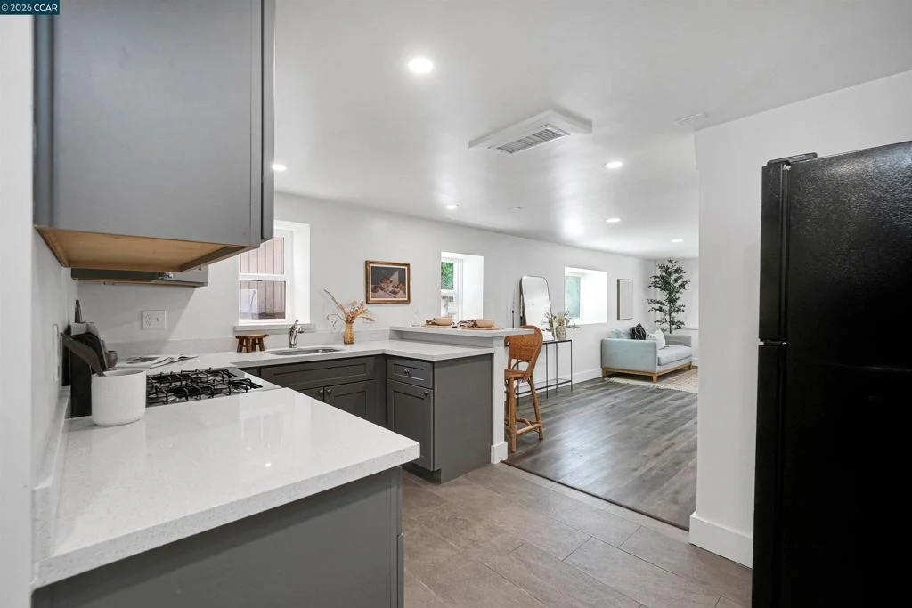 Photo of 1300 Kains Ave