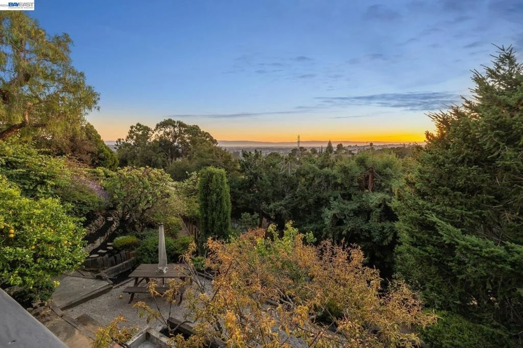 Photo of 5624 Greenridge Rd