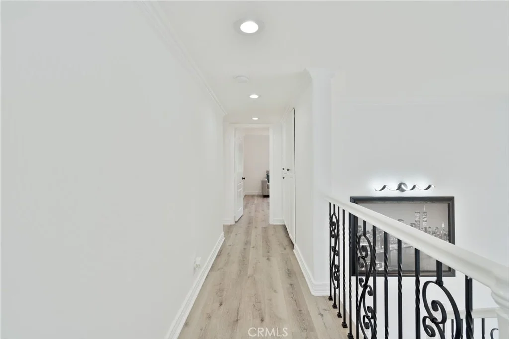 Photo of 2355 Peninsula