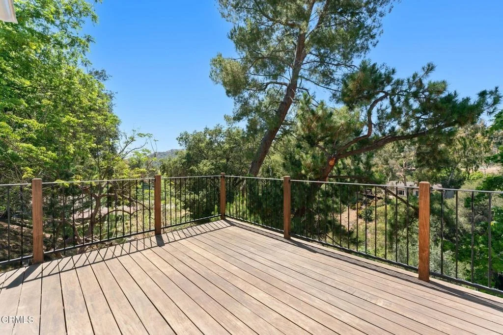 Photo of 405 Woodcliffe Road