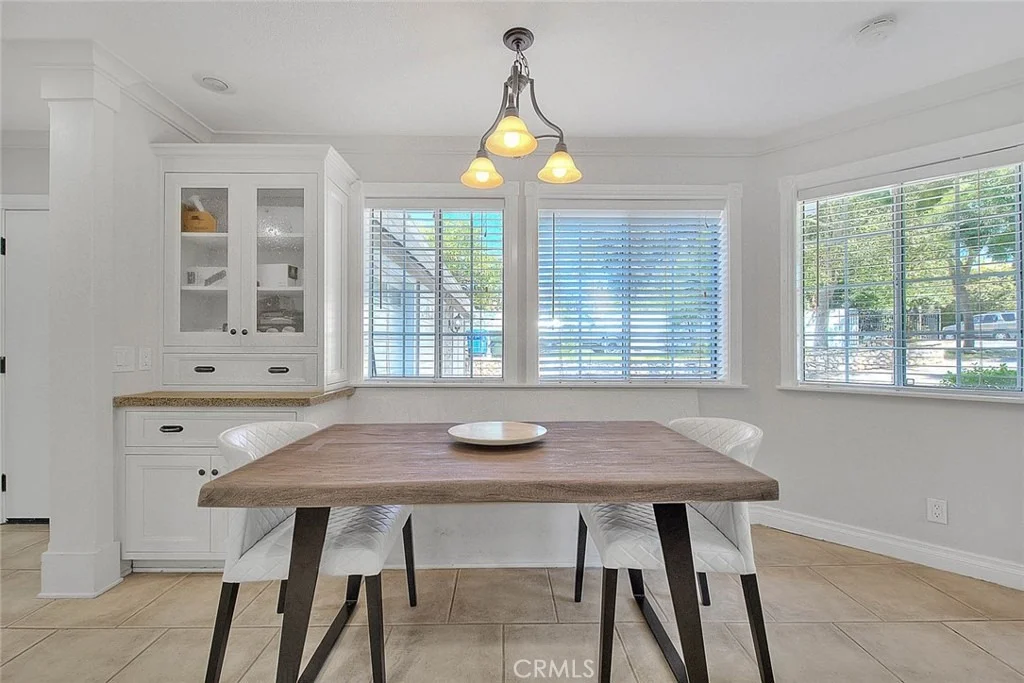 Photo of 750 Jericho