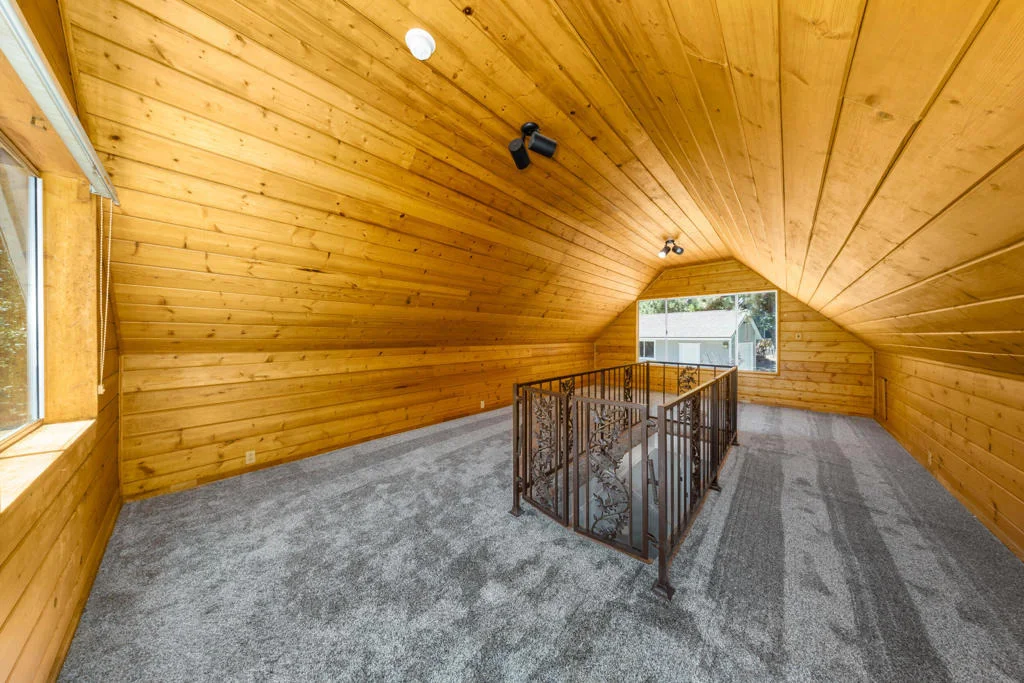 Photo of 52647 Pine Cove Road