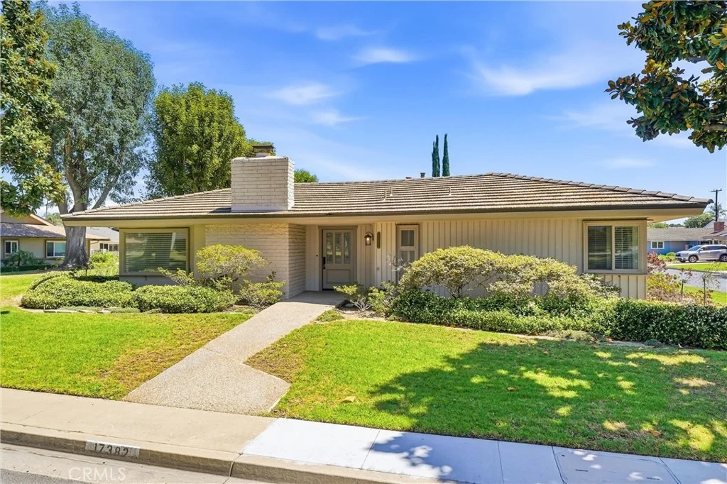 Photo of 17382 Jacaranda