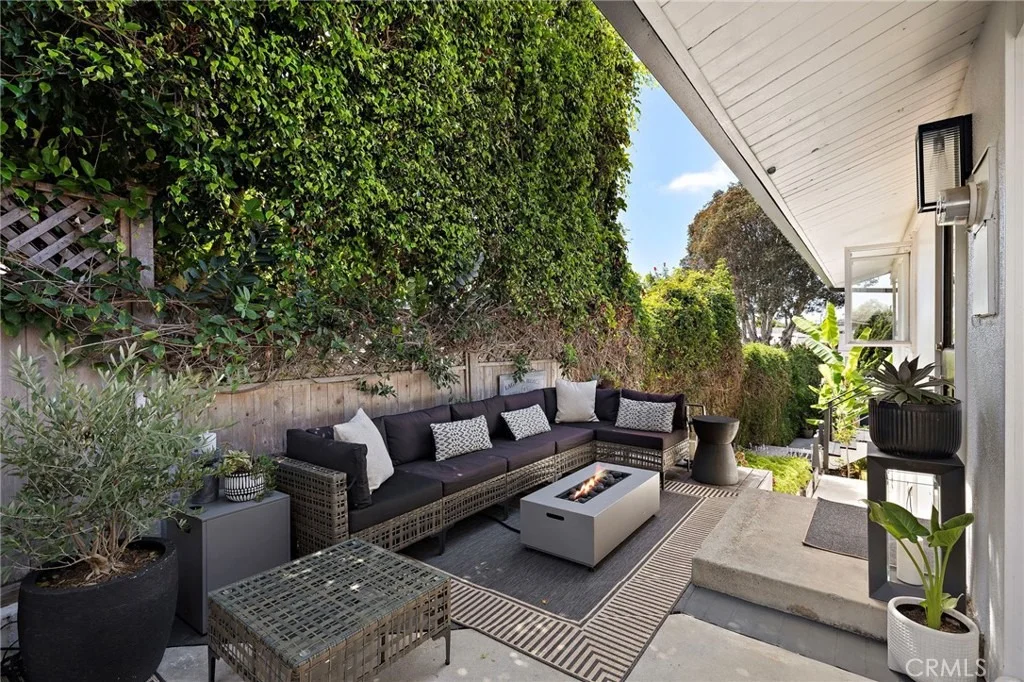 Photo of 259 Beverly