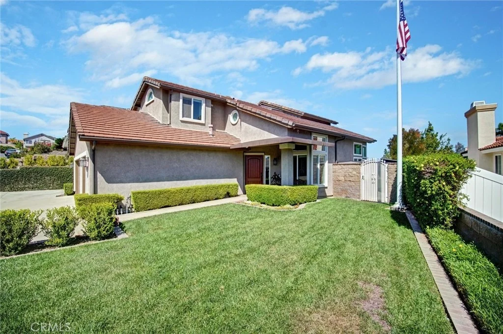 Photo of 445 Somerset Circle