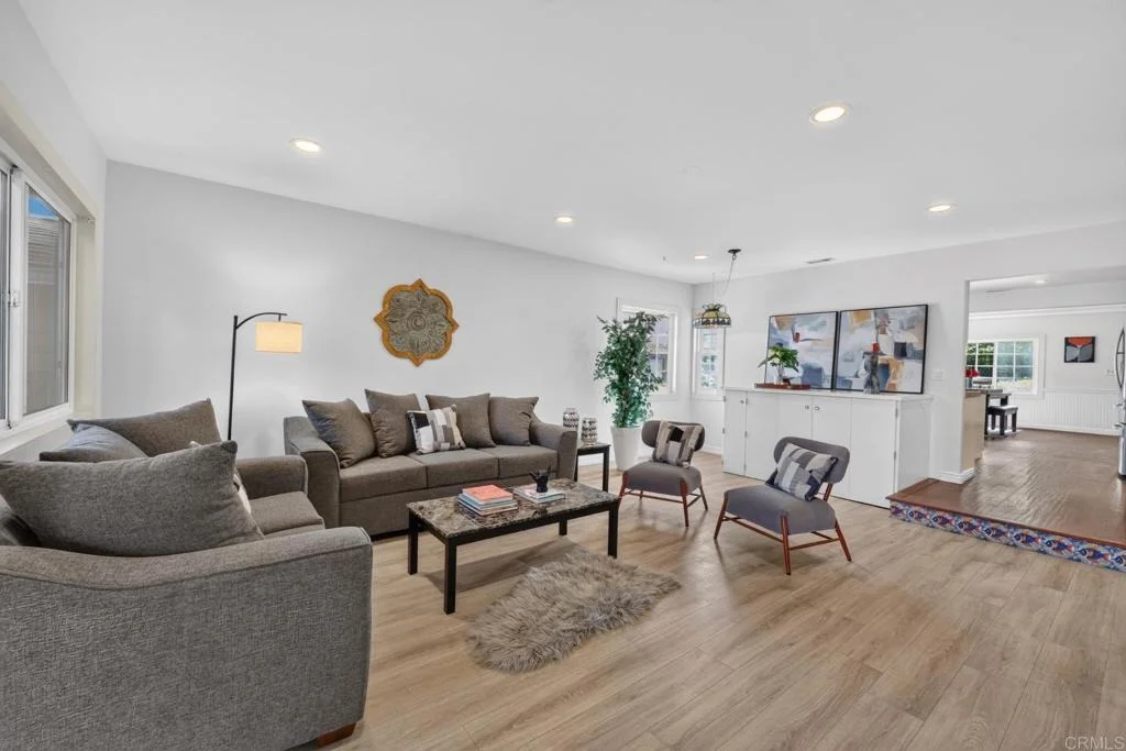 Photo of 4855 Pine Street