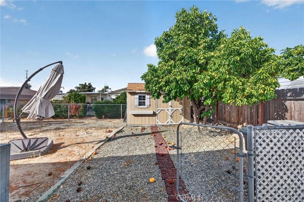 Photo of 1650 Sonora