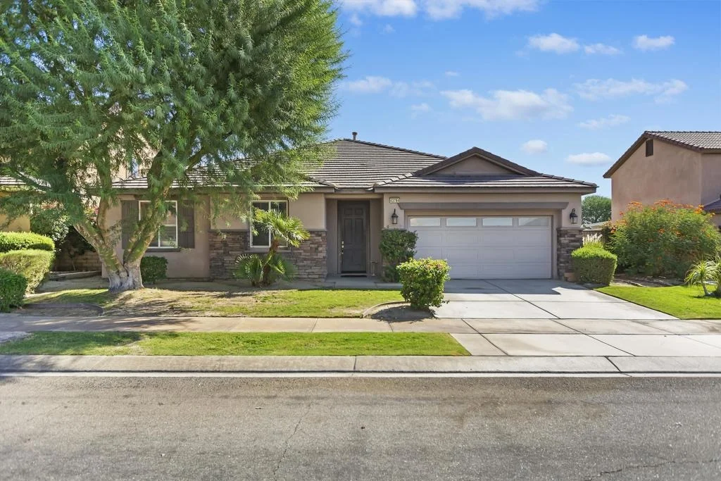 Photo of 43784 Riunione Place