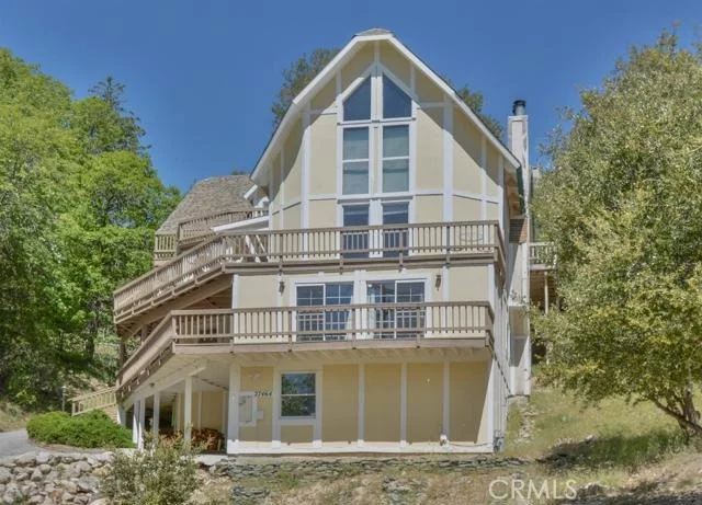 Photo of 27464 Alpen Drive