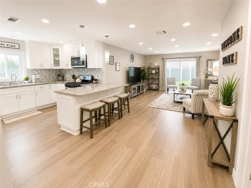 Photo of 401 Eton