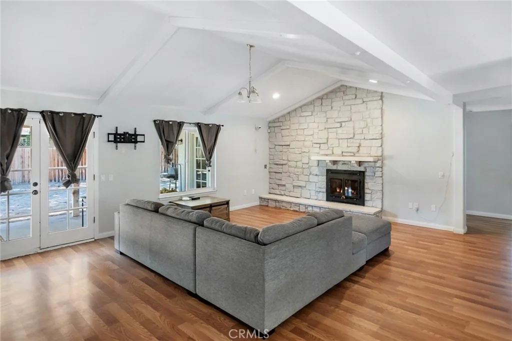 Photo of 13251 Winona