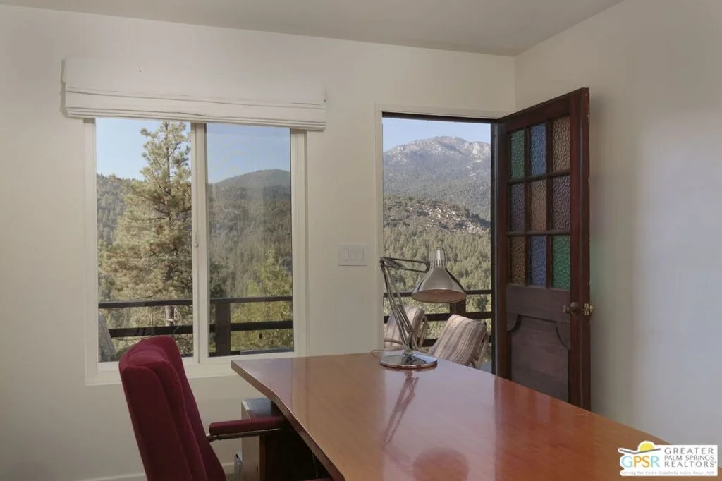 Photo of 52915 Middle Ridge Drive