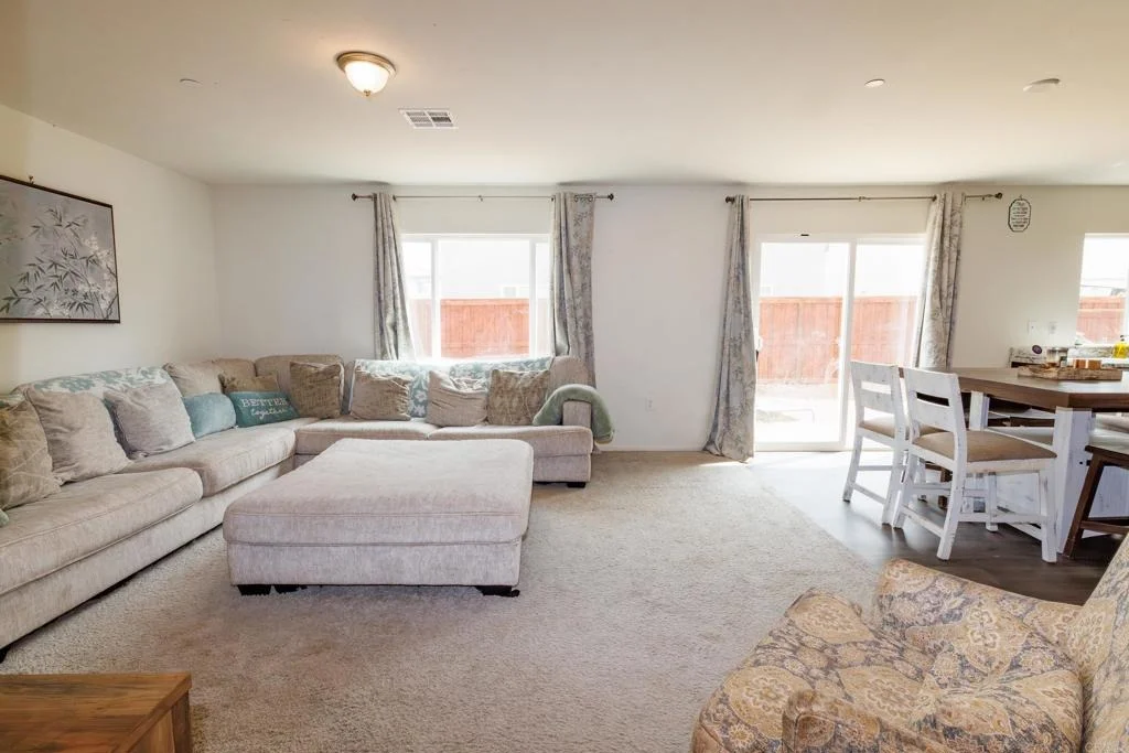 Photo of 2402 Barbara Street