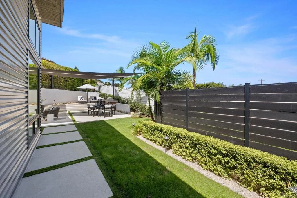Photo of 141 W Leucadia Blvd