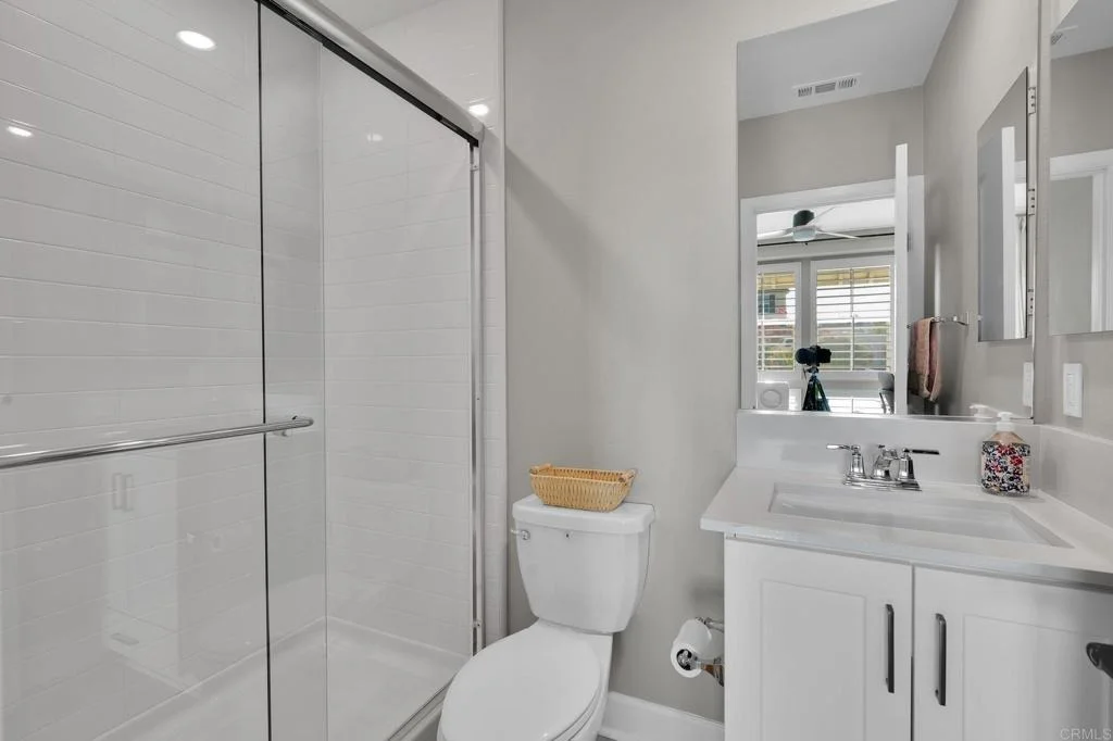 Photo of 916 Lindbergh Drive