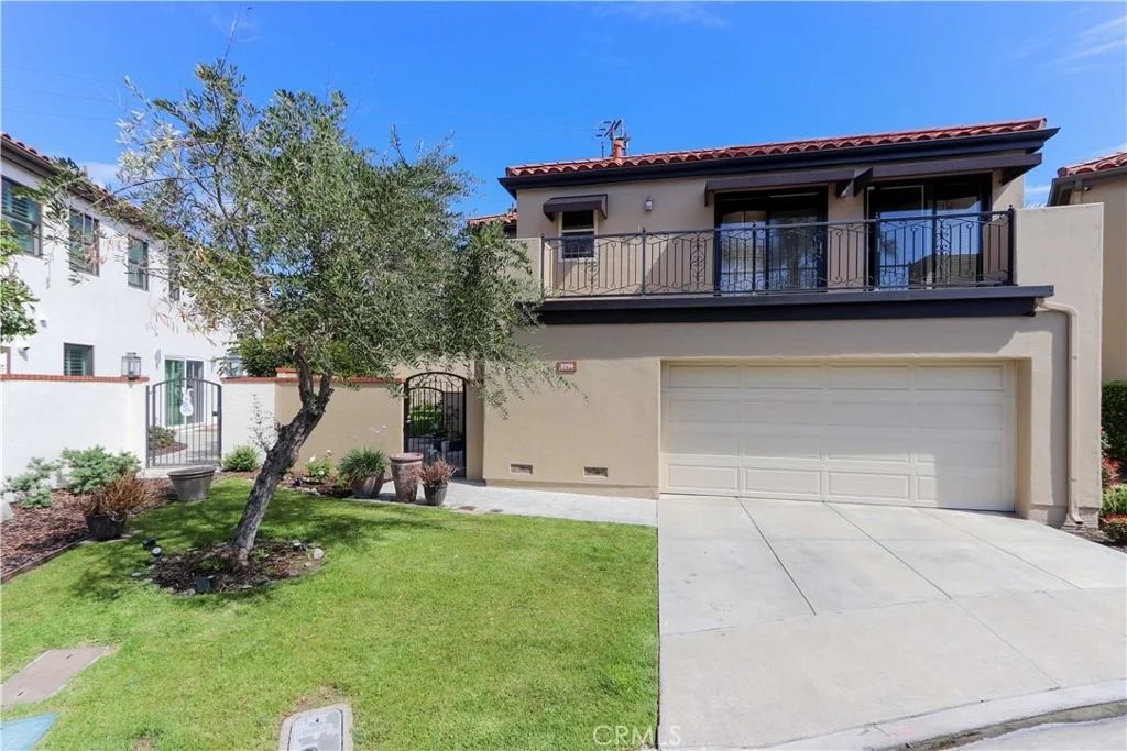 Photo of 5755 Avenida Estoril