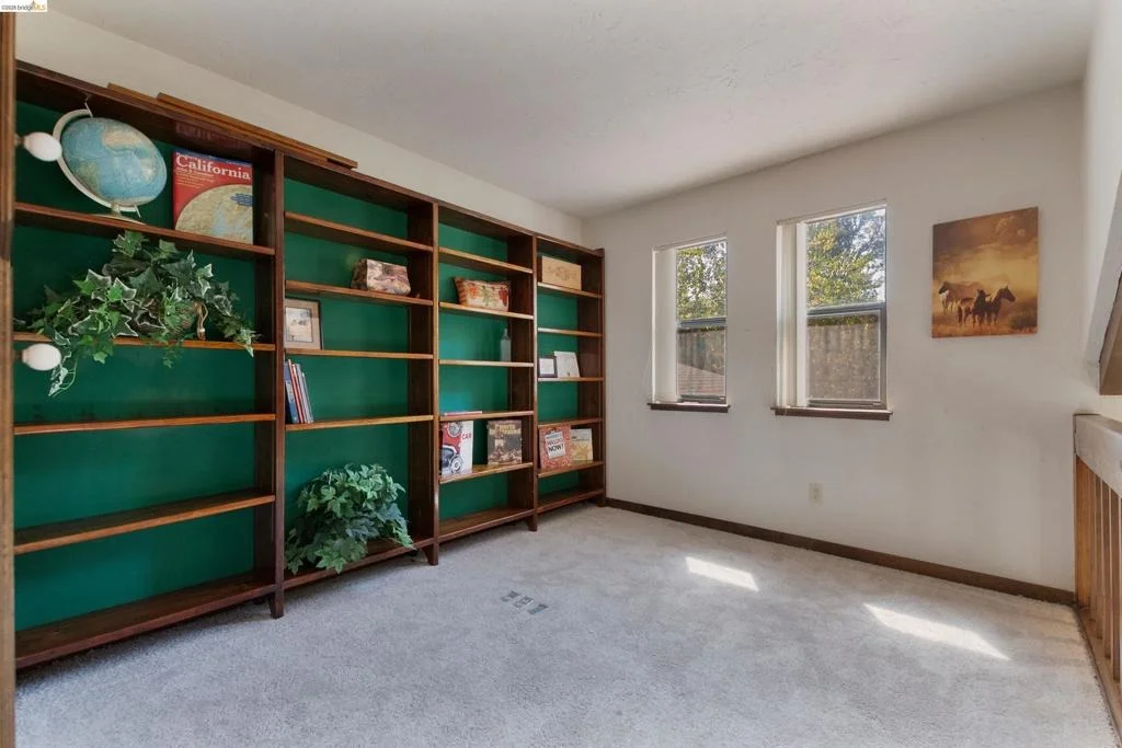 Photo of 20425 Brook Dr.