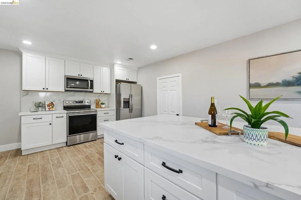 Photo of 449 GILCREST