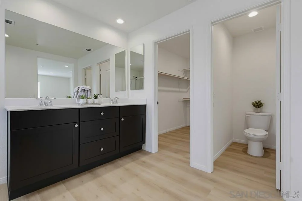 Photo of 5444 Starlight