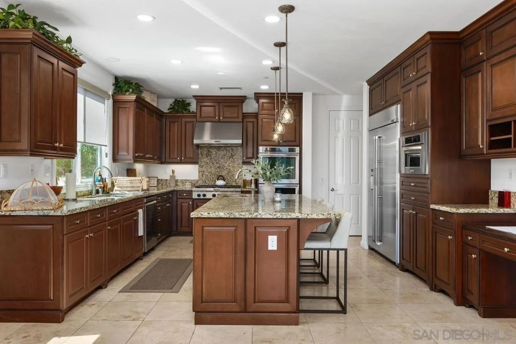 Photo of 1157 Village