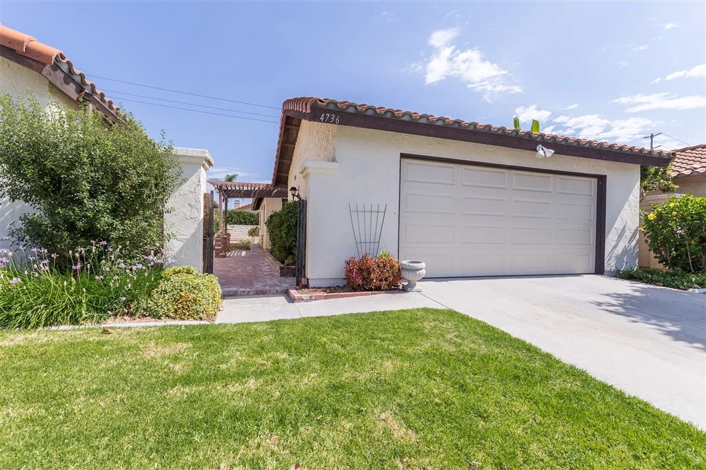 Photo of 4736 Dalea