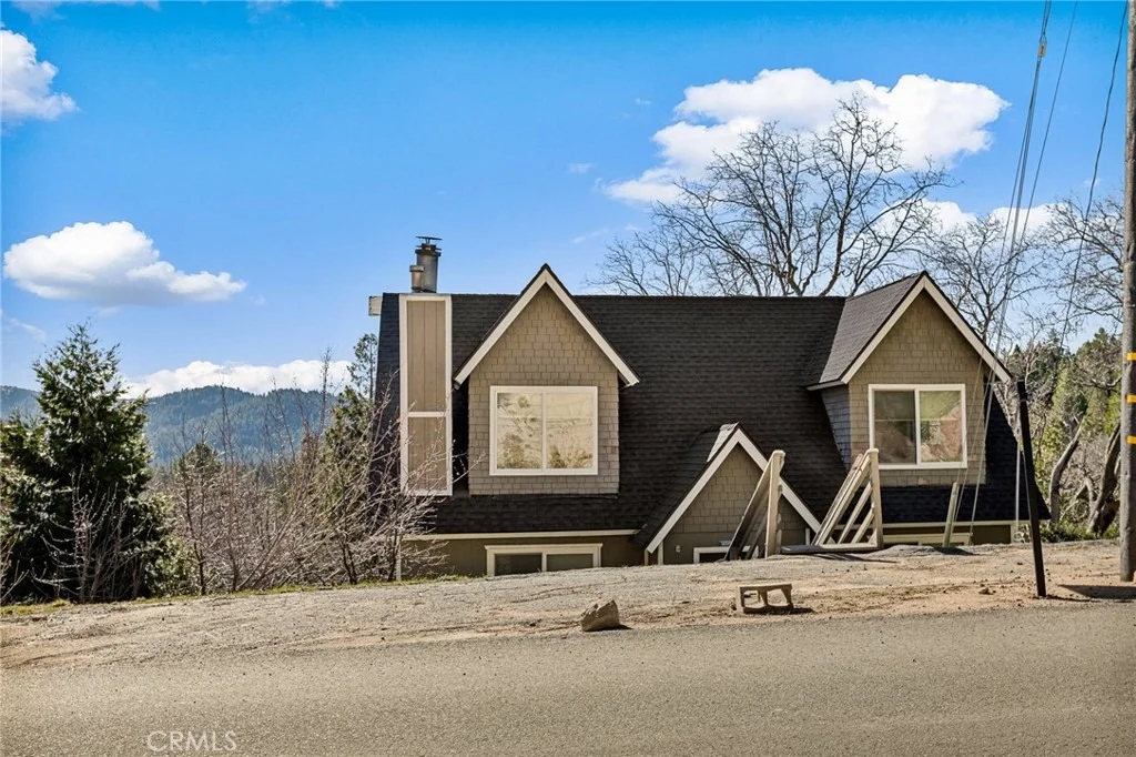 Photo of 971 Nadelhorn Drive