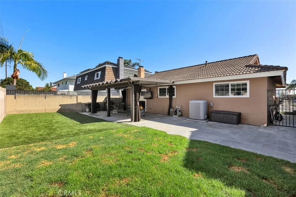 Photo of 4641 Sharon