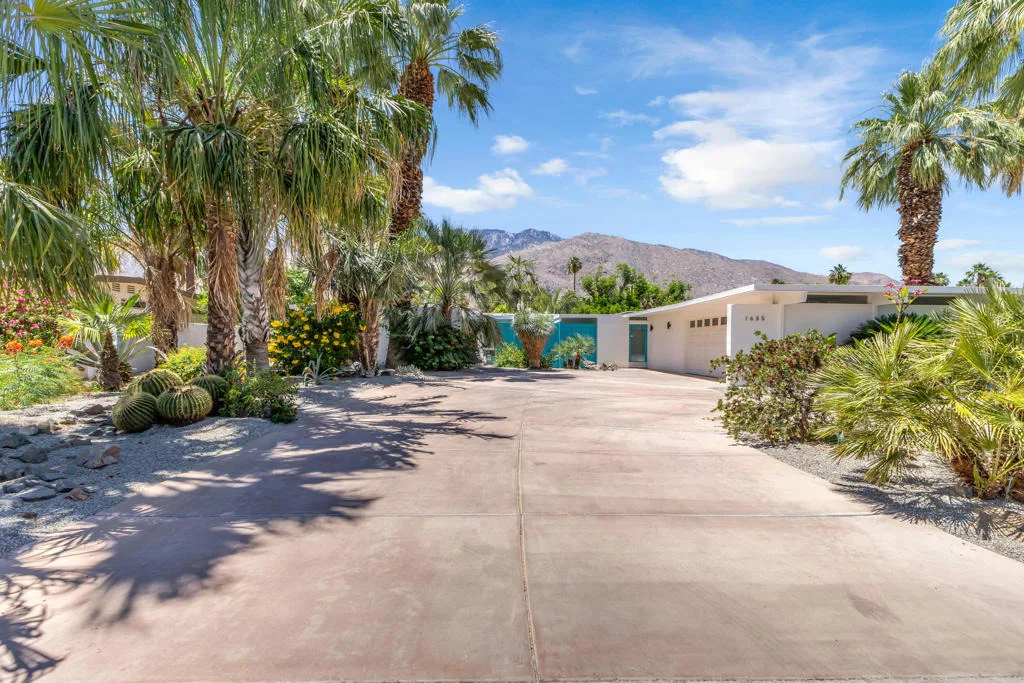 Photo of 1635 Palm Tree Drive