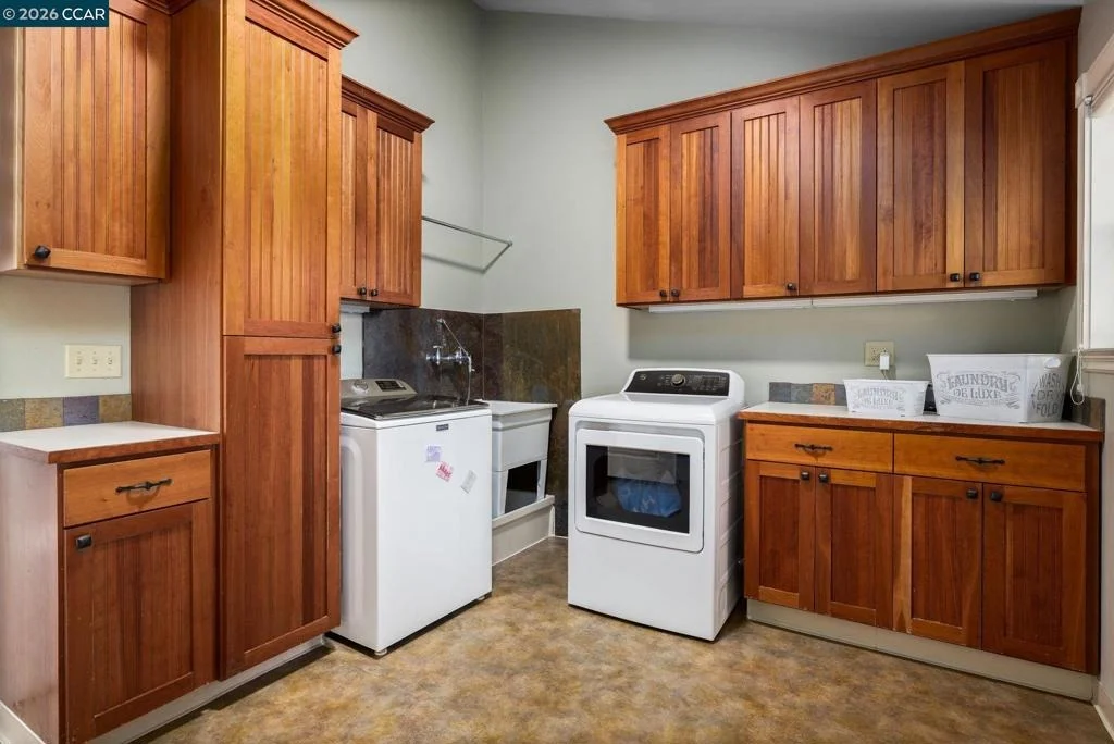 Photo of 2050 Shell Ridge Trl