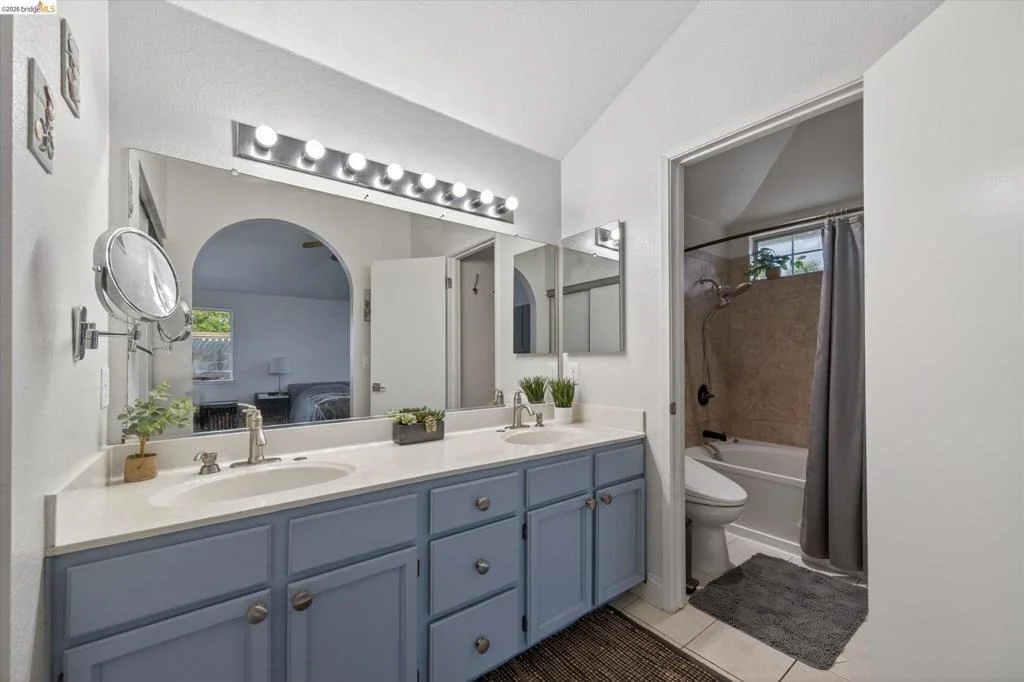 Photo of 1011 Amanda Cir