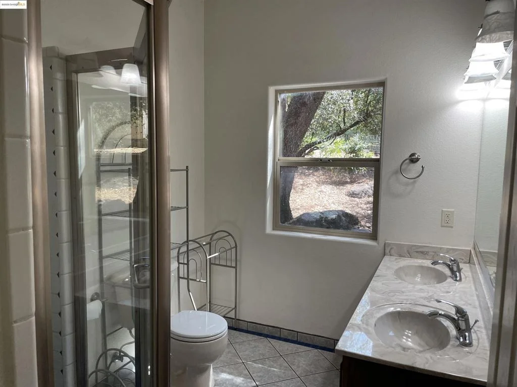 Photo of 19360 Susan Way