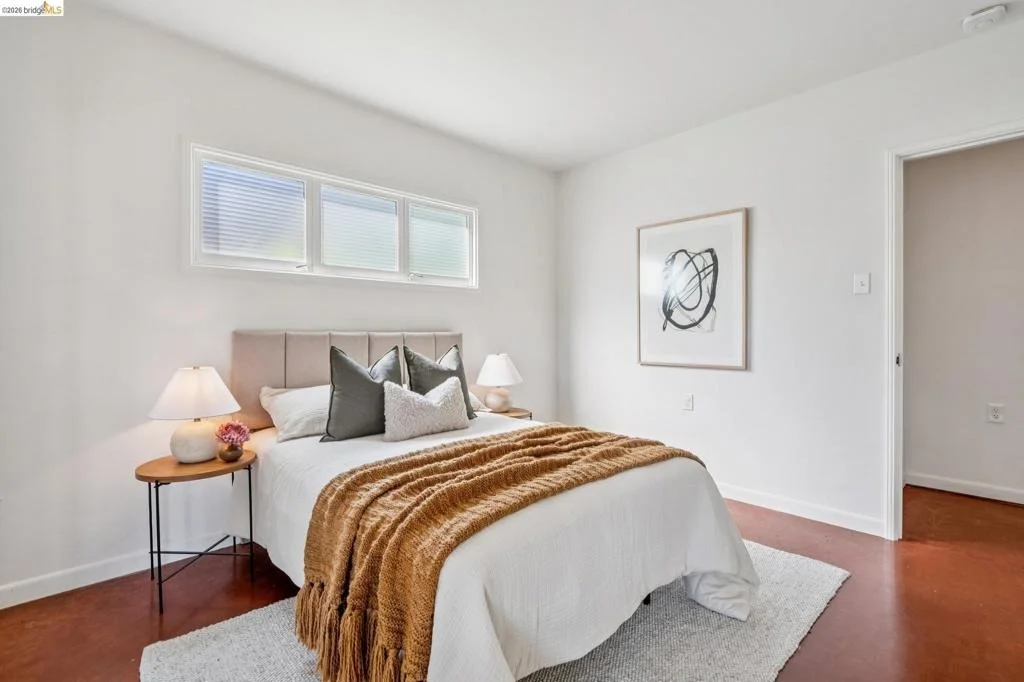Photo of 201 Warwick Ave