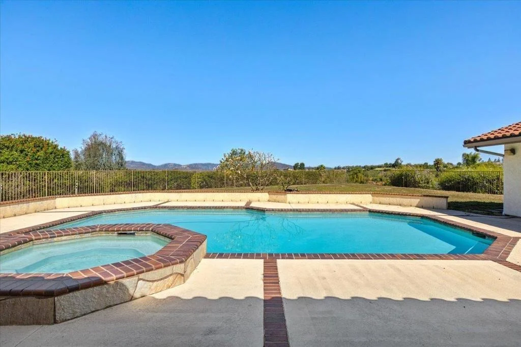 Photo of 17648 Valle Verde Rd