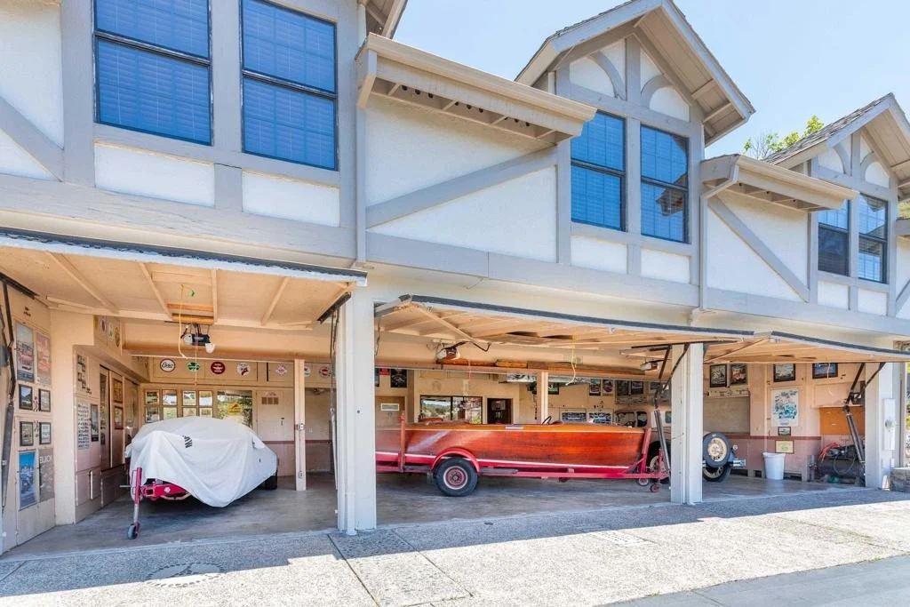 Photo of 3020 RED MOUNTAIN HEIGHTS