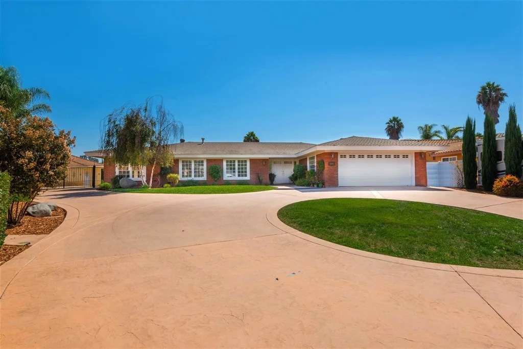 Photo of 4040 Troon Way