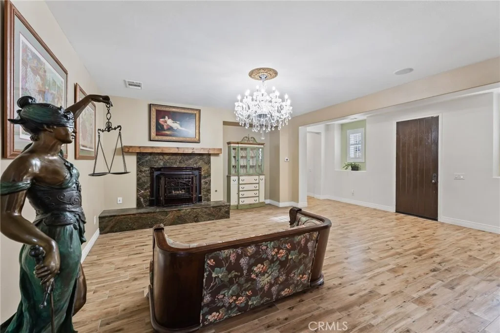 Photo of 6757 Serrano