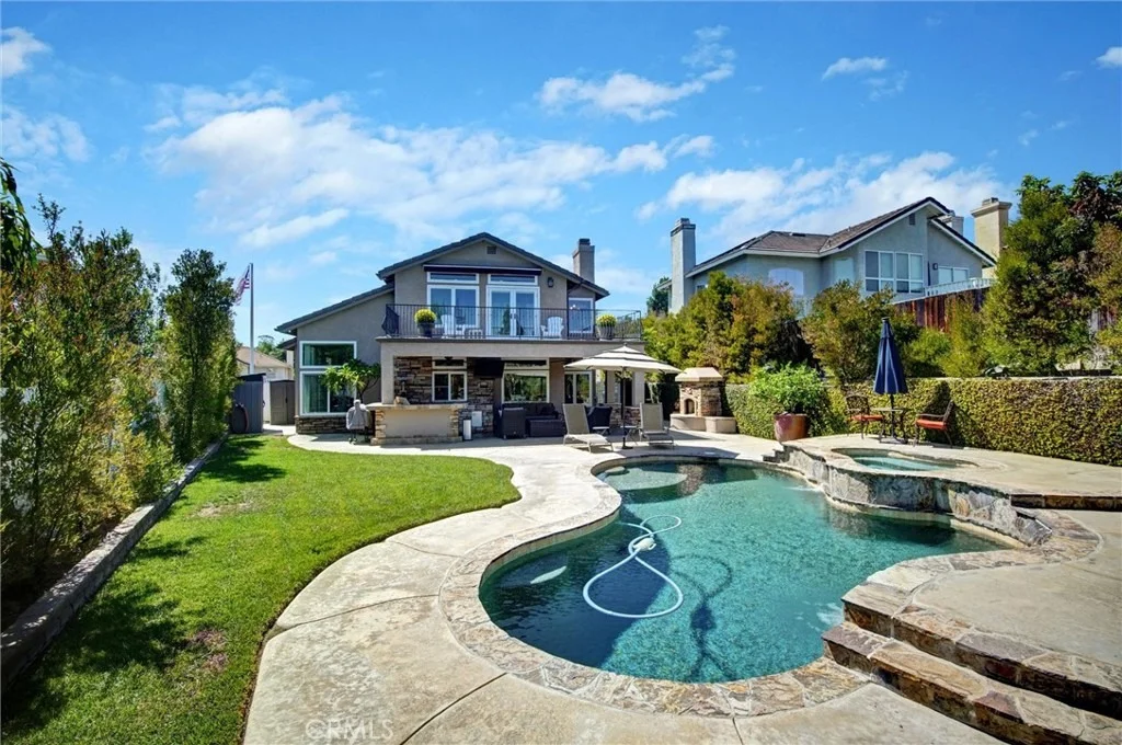 Photo of 445 Somerset Circle