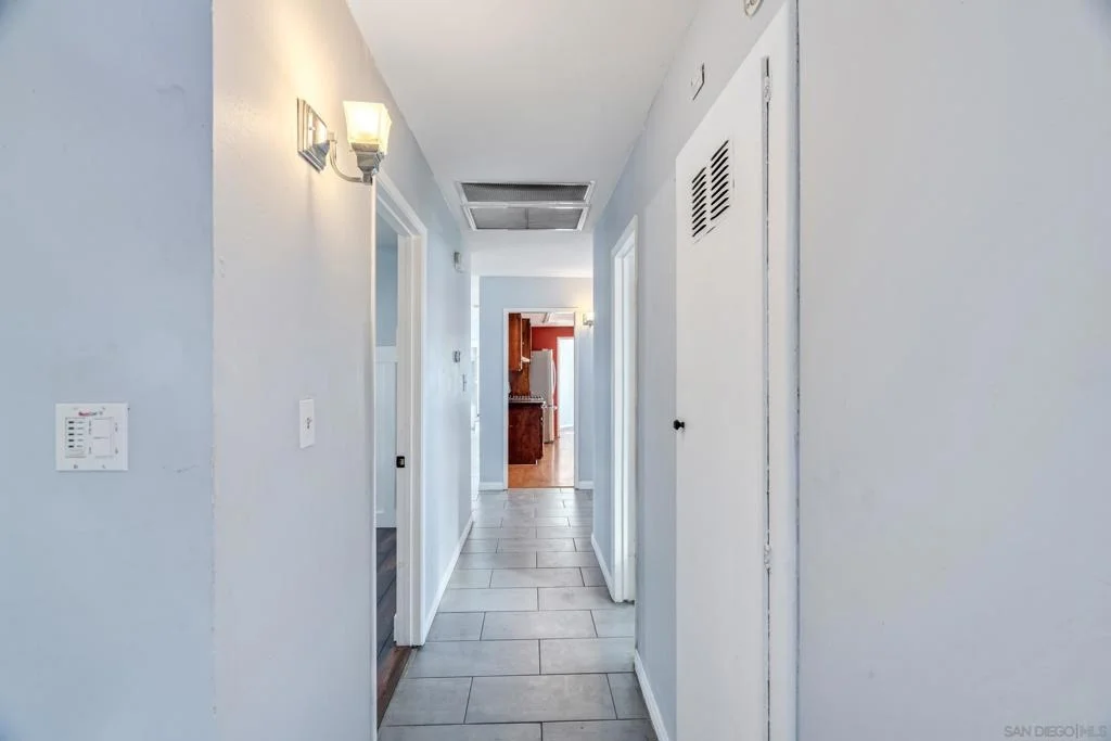 Photo of 1583 Jade Ave