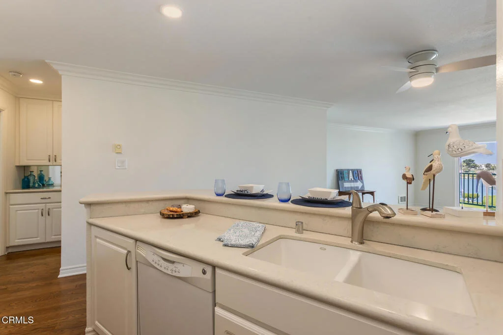 Photo of Unit 218 at 3101 Peninsula Road