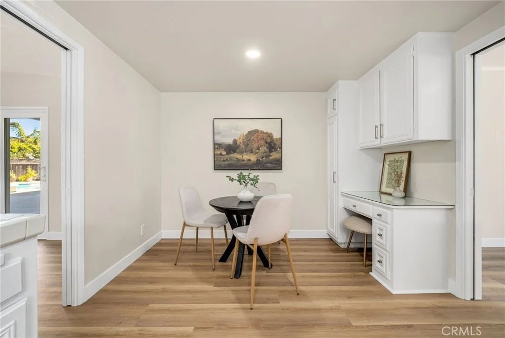 Photo of 890 N Hillside Drive